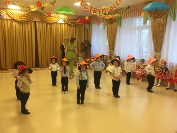 Осенние праздники в детском саду_22
